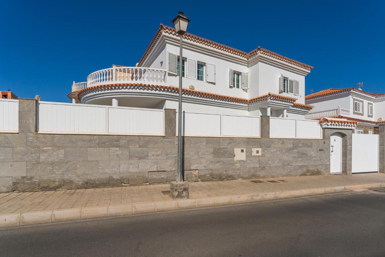 Villa Time For Us By Maspalomas Holiday Villas Bagian luar foto